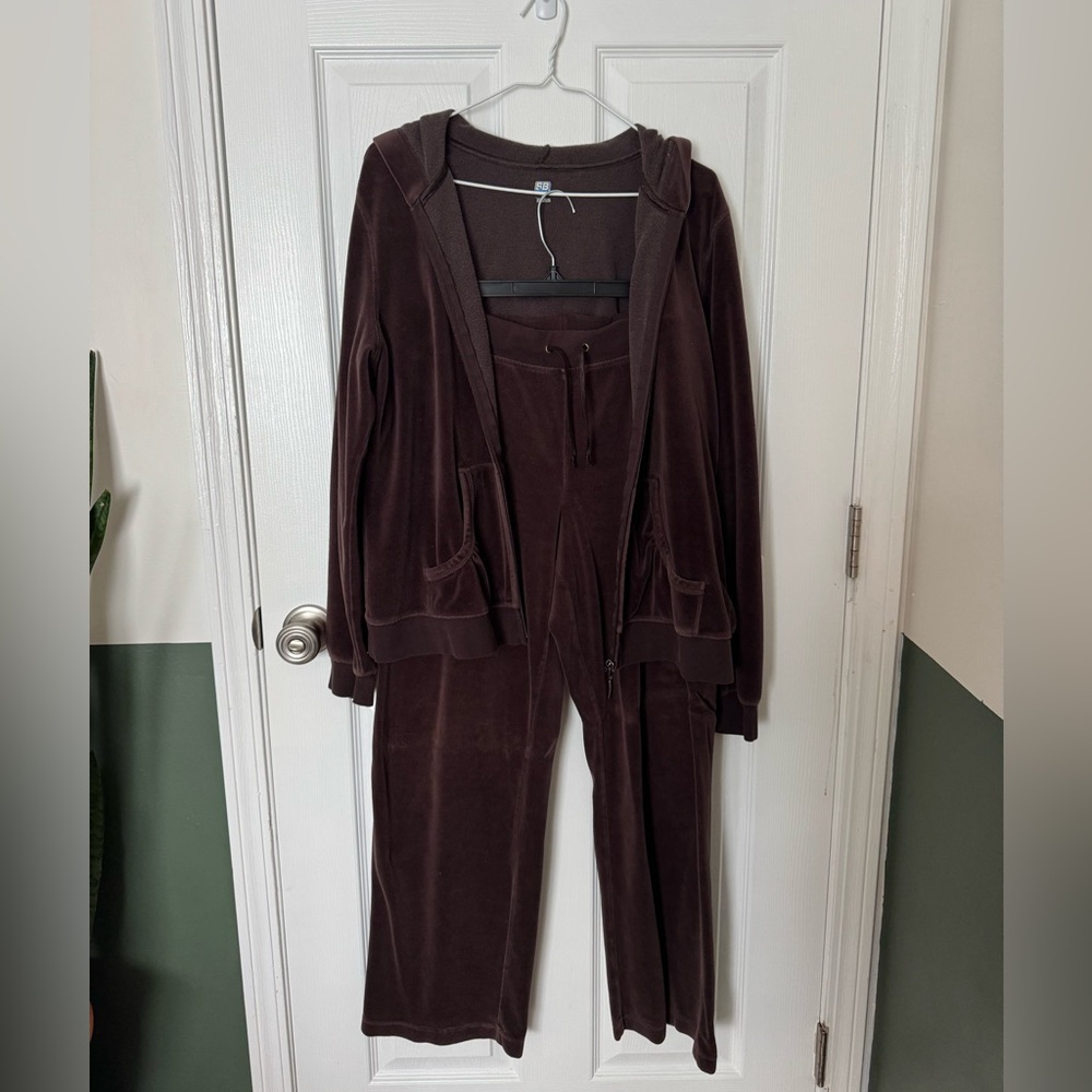 Women's Brown Velour Tracksuit